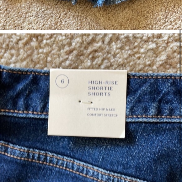 Shorts - Picture 4 of 4